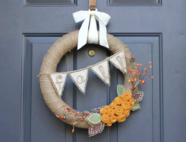 Yarn Ball Wreath - Repeat Crafter Me