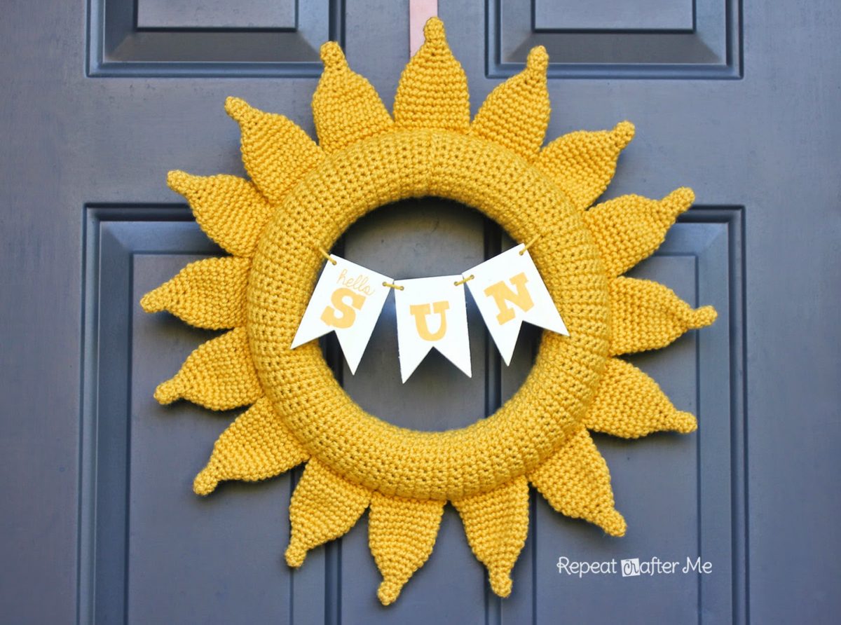 Football Team Wreath - Repeat Crafter Me