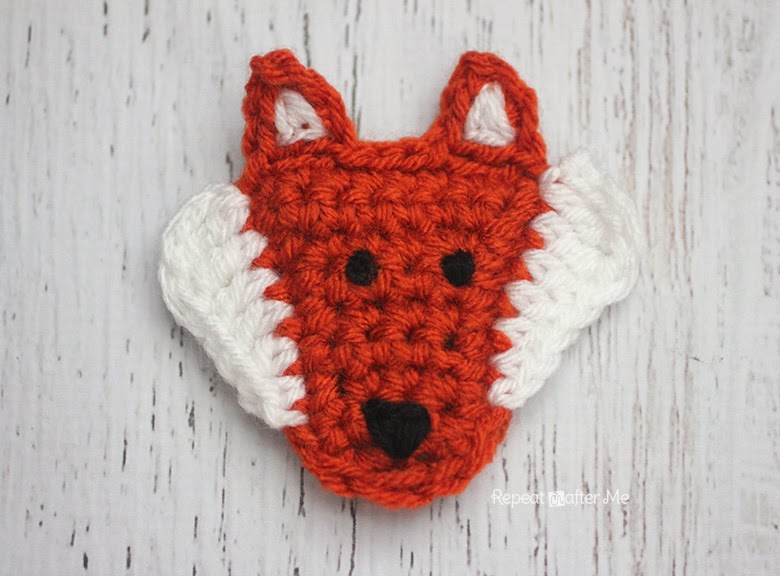 Crochet Heart Fox Applique  Crocheted fox pattern, Crochet fox