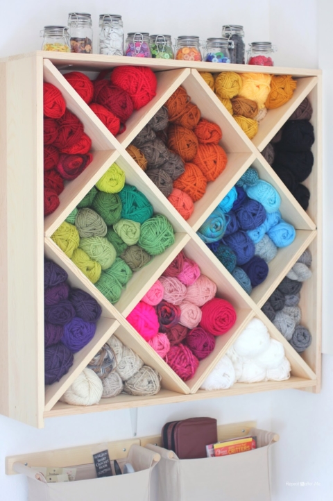 ADJUSTABLE Yarn Holder, Knitting and Crochet Supplies Organizer, Double Yarn  Holder, Wooden Yarn Caddy, Yarn Workstation, Crochet Hook Stand 