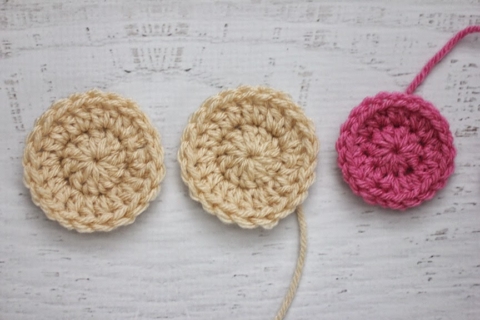 How to Crochet Bobbles in the Round - One Dog Woof