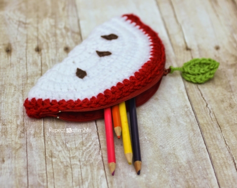 Crochet Plush Pencils - Repeat Crafter Me