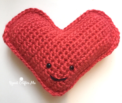 Crochet Pipsqueak Heart Patches for Jeans - Repeat Crafter Me