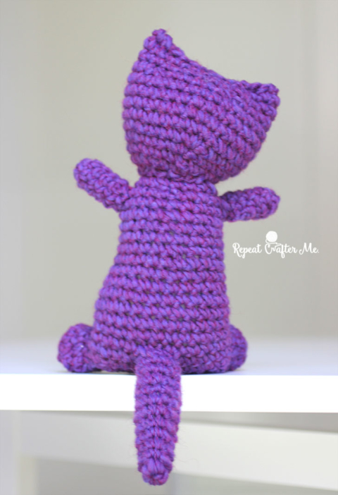 Cute Kitty Cats on a Purple Swirly Background Polymer Clay Crochet Hoo –  Happy Polymer Crochet Hooks