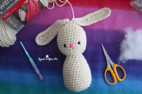 Easy Crochet Bunny - Repeat Crafter Me