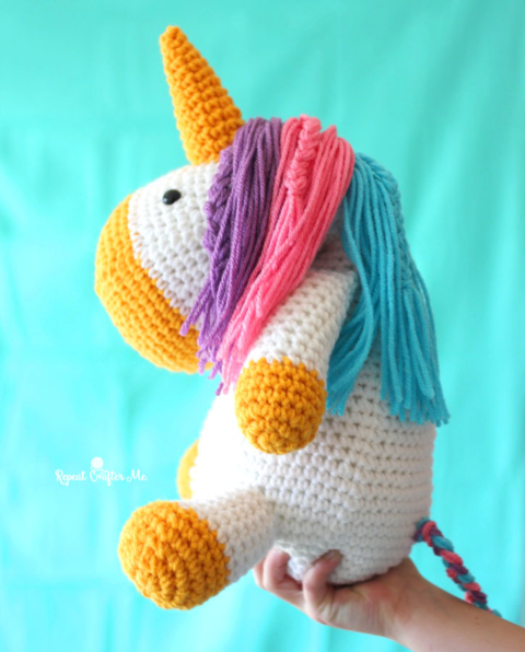 Crochet Unicorn Amigurumi - Repeat Crafter Me