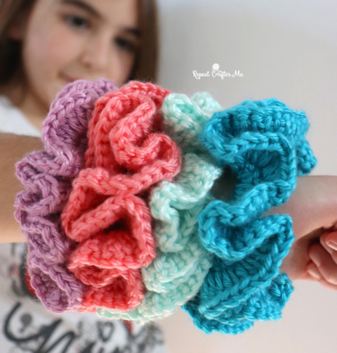 Crochet Caron Simply Soft Scrunchies - Repeat Crafter Me