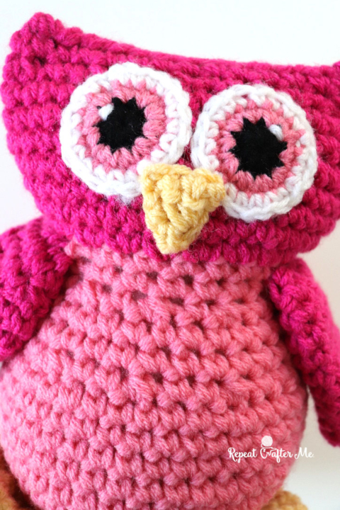 Pom Pom Owl Art - Repeat Crafter Me