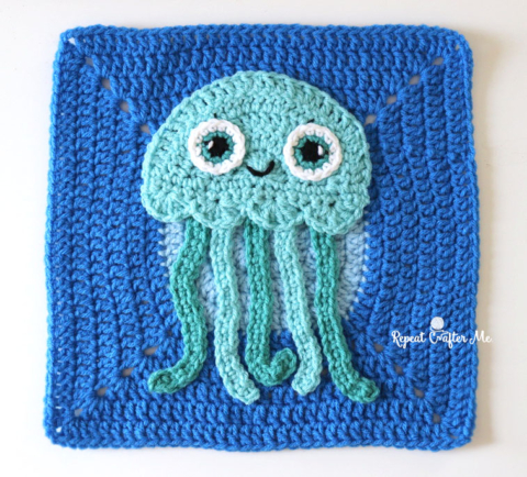 Crochet Jellyfish - Under the Sea CAL Square 3 - Repeat Crafter Me